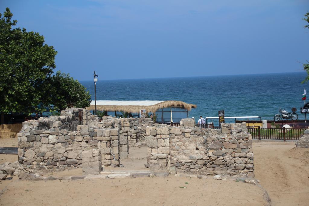 Family Hotel Verona Sozopol Luaran gambar
