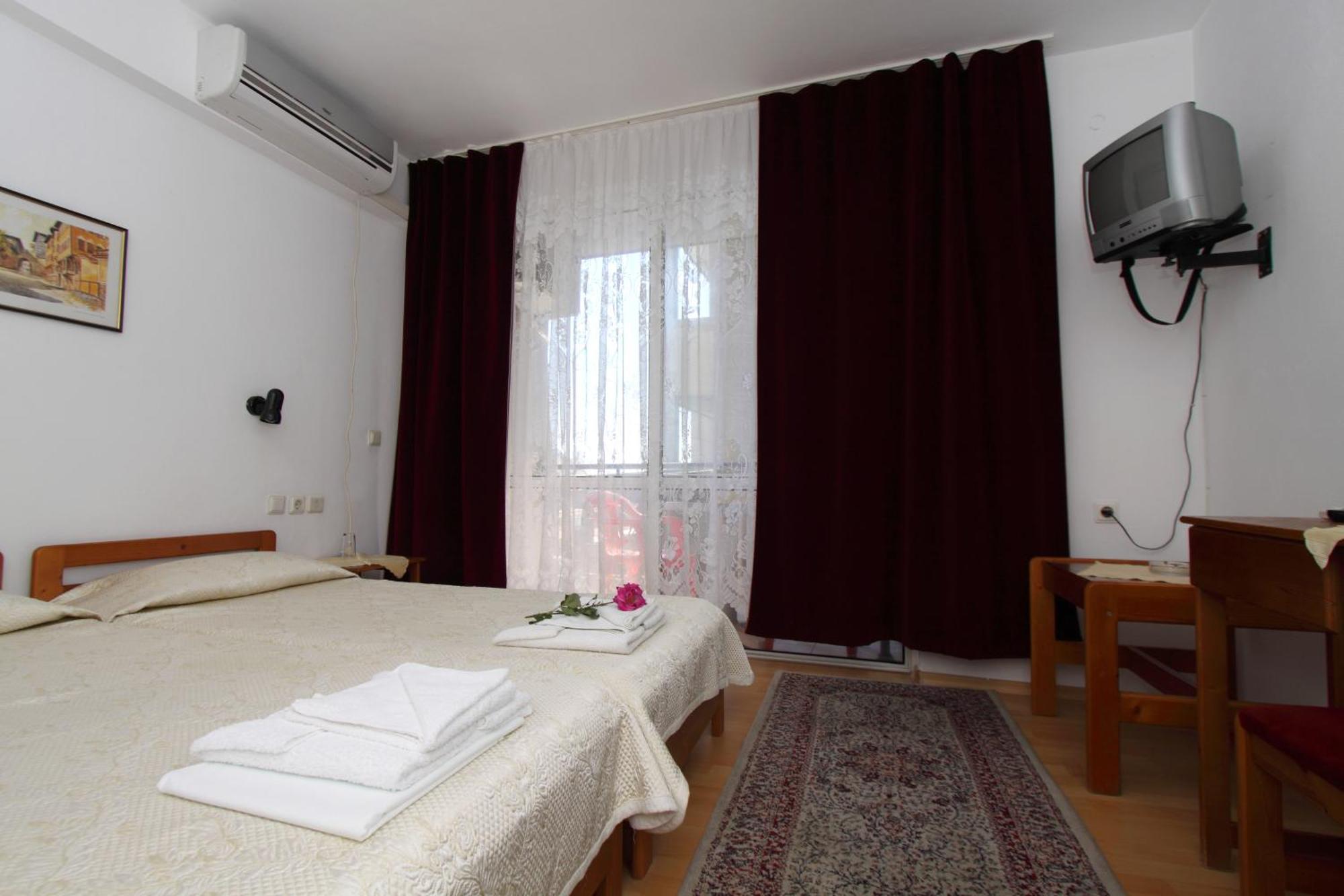 Family Hotel Verona Sozopol Luaran gambar