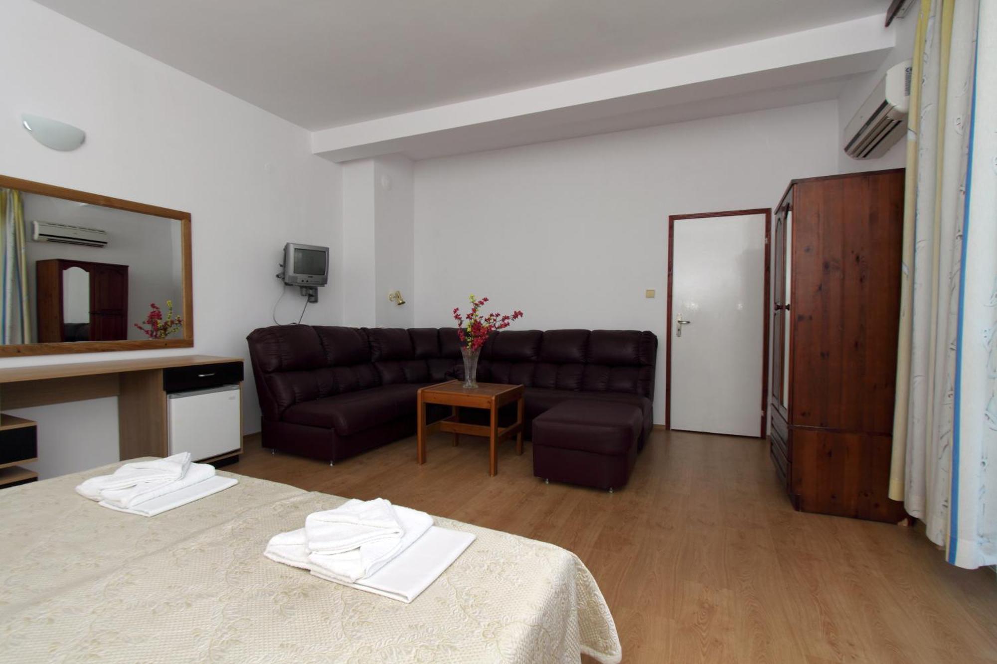 Family Hotel Verona Sozopol Luaran gambar