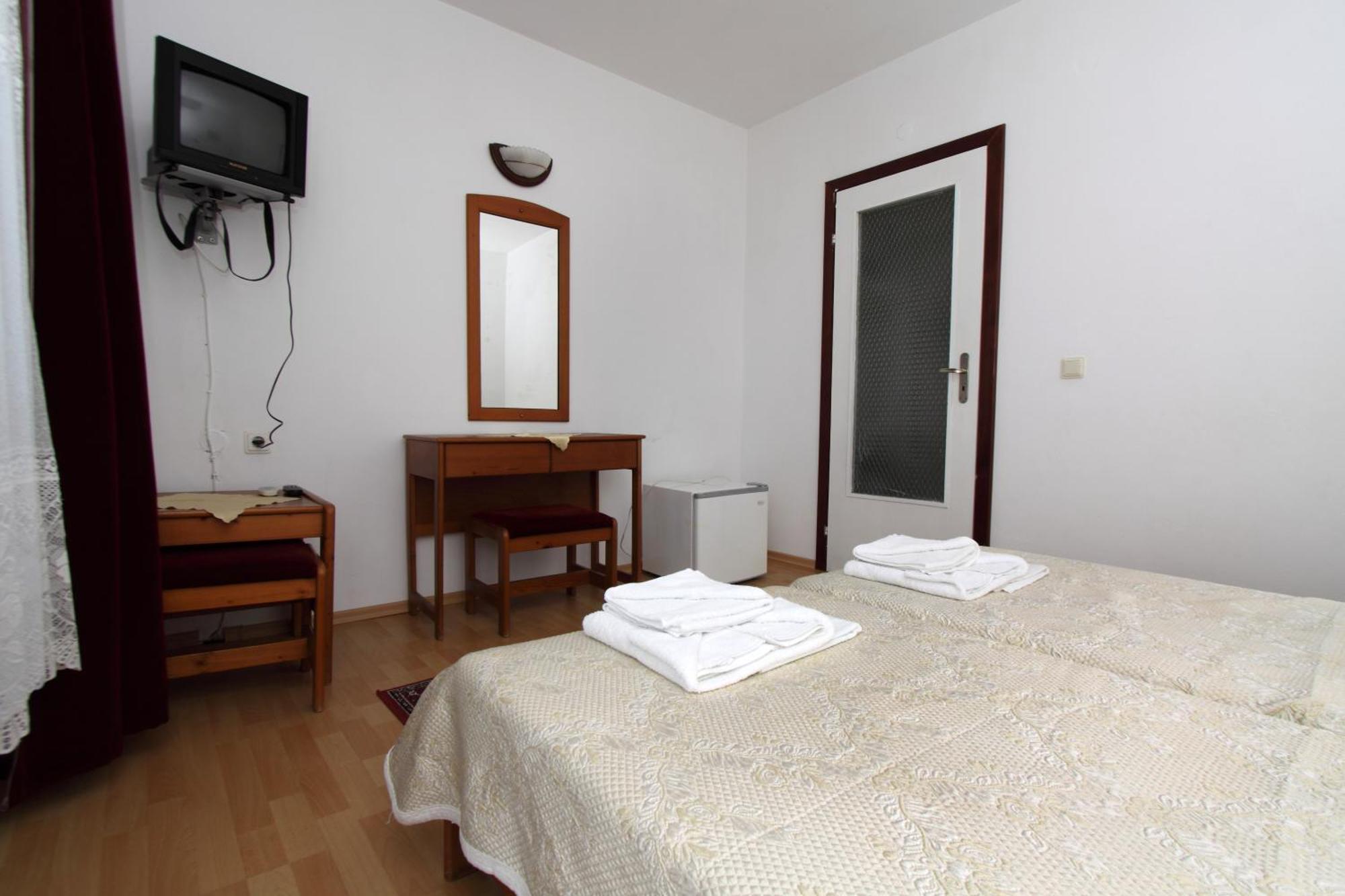 Family Hotel Verona Sozopol Luaran gambar
