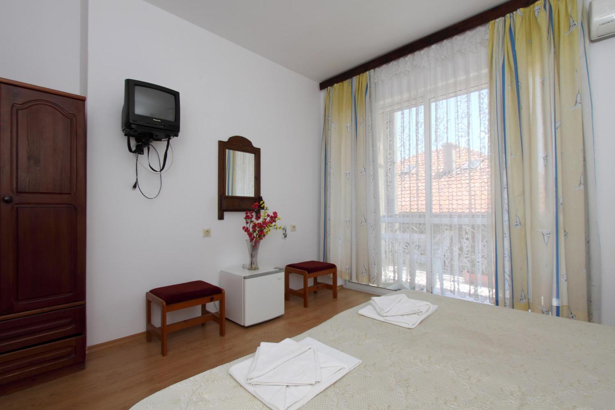 Family Hotel Verona Sozopol Luaran gambar